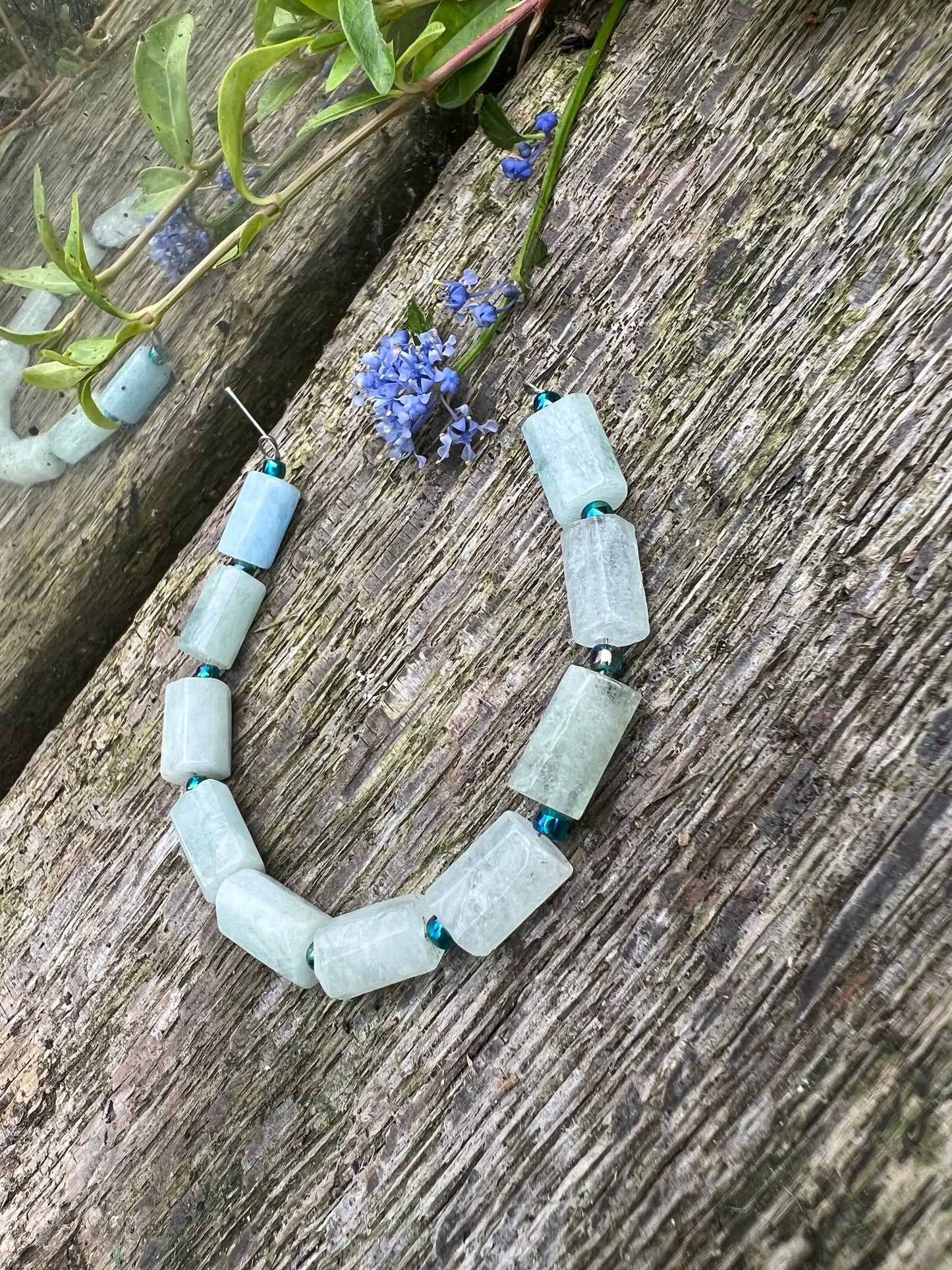 Natural Blue Aquamarine faceted tube beads / 8-10mm approx/ Soft Pale Blue Gemstone Beads / Rustic Tonal Variance HANDCUT