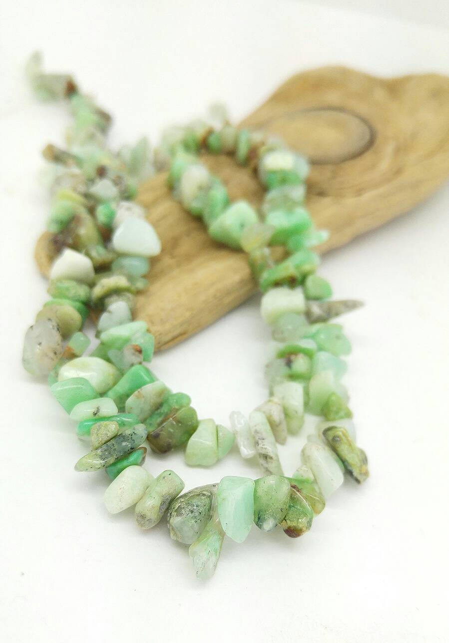 10 BEADS Peruvian Green Opal Natural Nugget Chip Beads 6 - 8 mm approx Natural Opal Beads mint green Gemstone Beads Rustic Freeform Beads