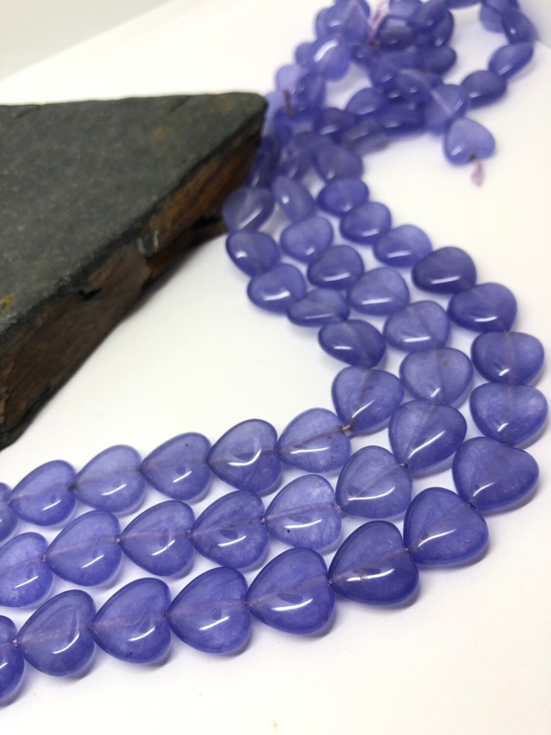 Purple Chalcedony Heart Beads 14mm Alexandrite toned Gemstone Beads / Lilac Beads