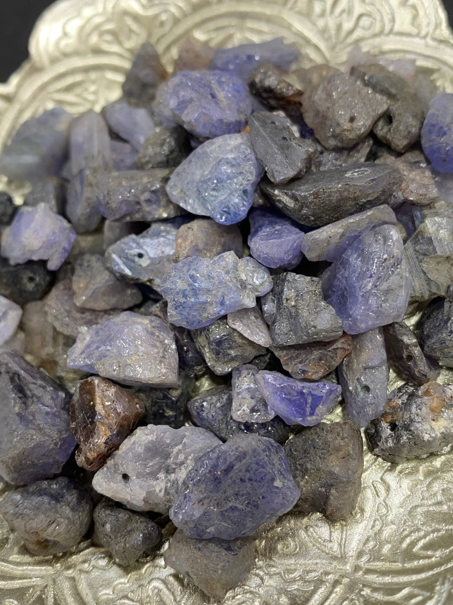 Rare Tanzanite Natural Raw Rough Cut Nugget Chip Beads 6-9mm approx Blue Gemstone Irregular Cut Beads / Freeform Tanzanite Gemstone 3 bead
