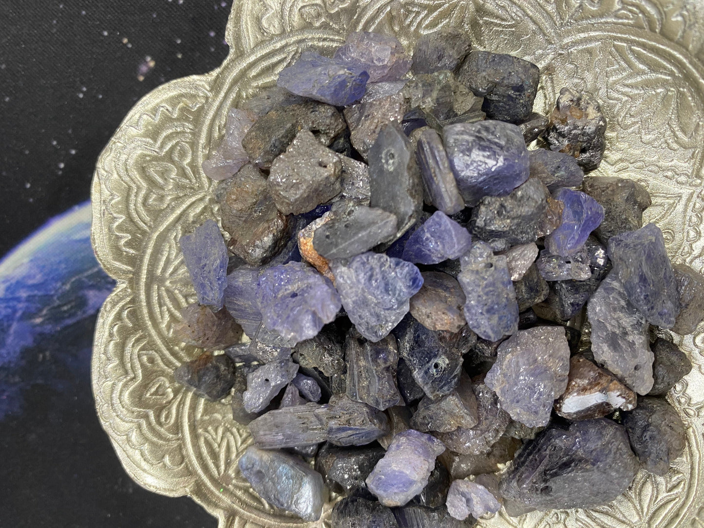 Rare Tanzanite Natural Raw Rough Cut Nugget Chip Beads 6-9mm approx Blue Gemstone Irregular Cut Beads / Freeform Tanzanite Gemstone 3 bead