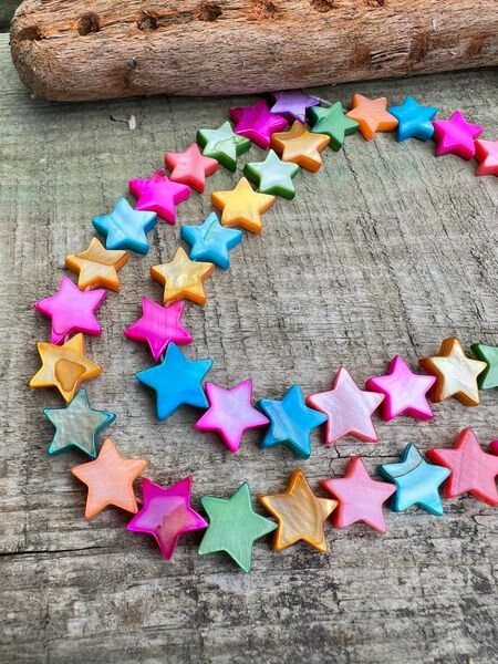 Shimmering multi coloured shell stars / 10mm 15.5"