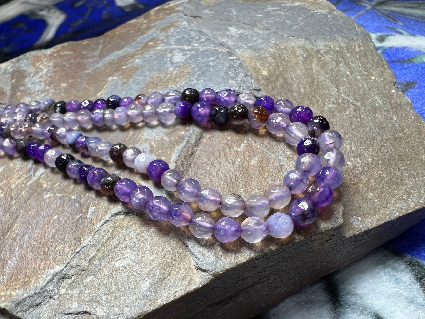 Pretty tiny small faceted Agate beads 3mm / mixed gemstone beads / multi beads / rainbow beads