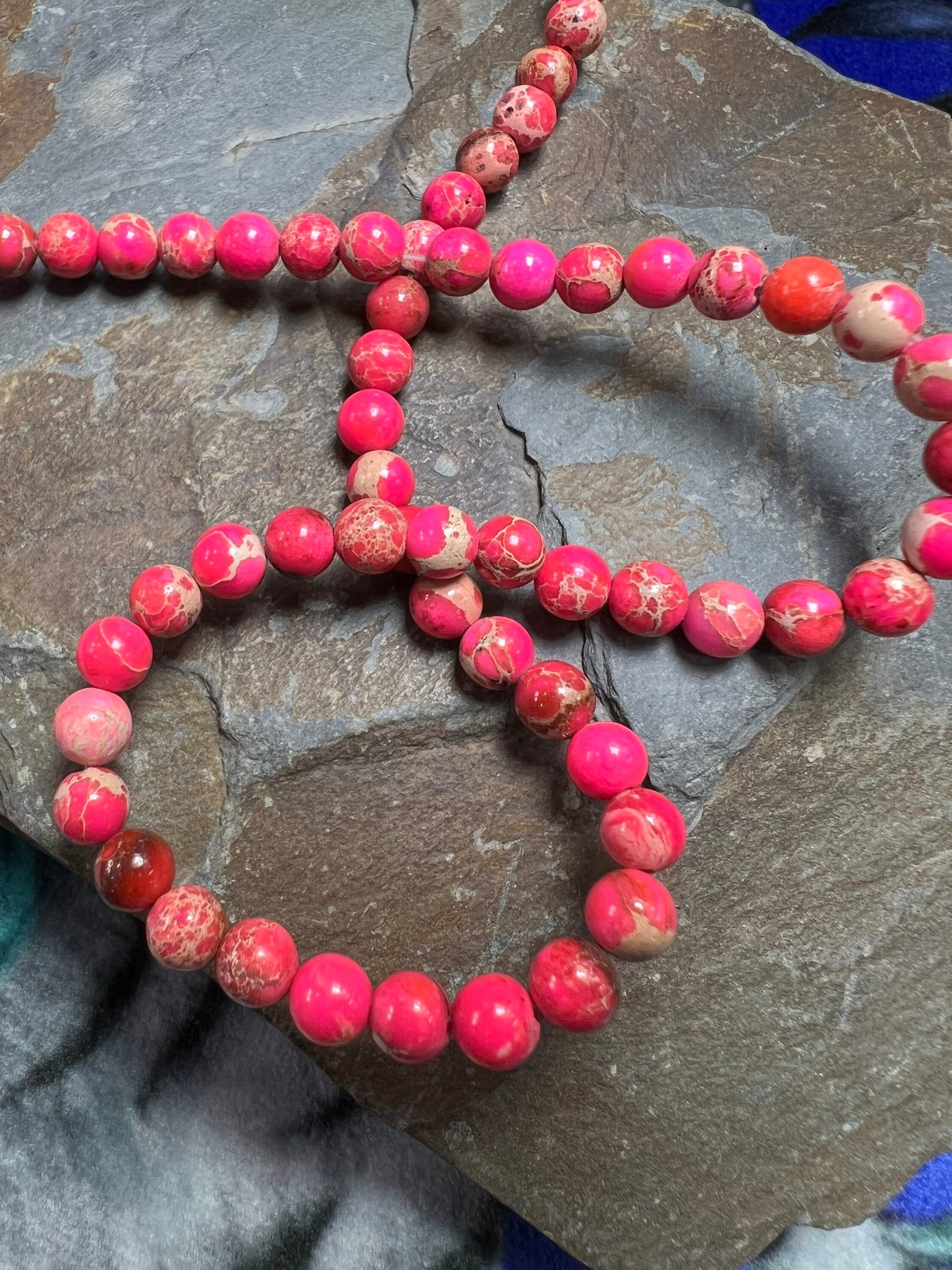 6 x hot pink Sediment Jasper beads 4mm / Gemstone beads
