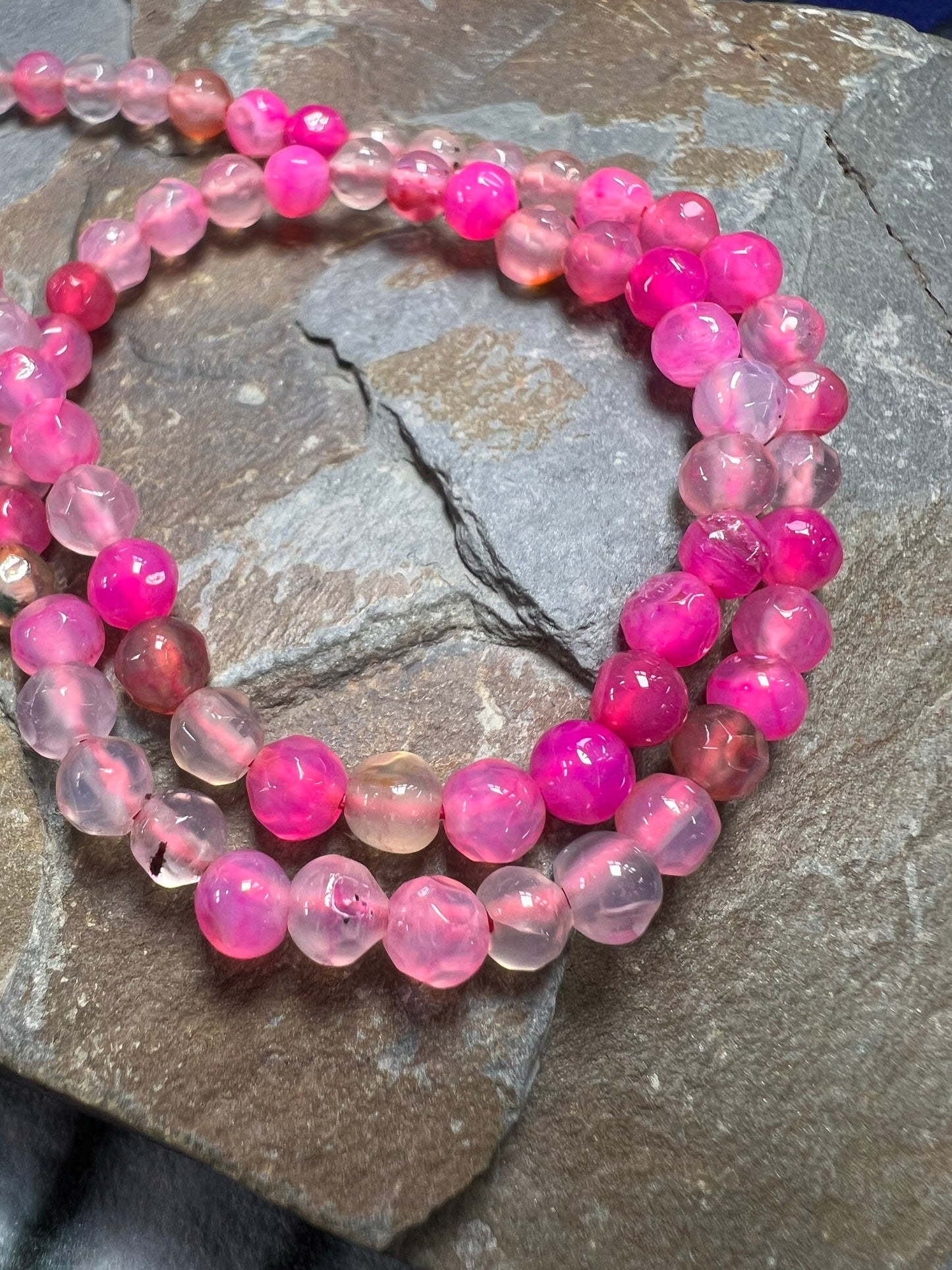 6 x bright Candy pink and clear mix Agate beads / Pink gemstone beads / small order beads / 4mm