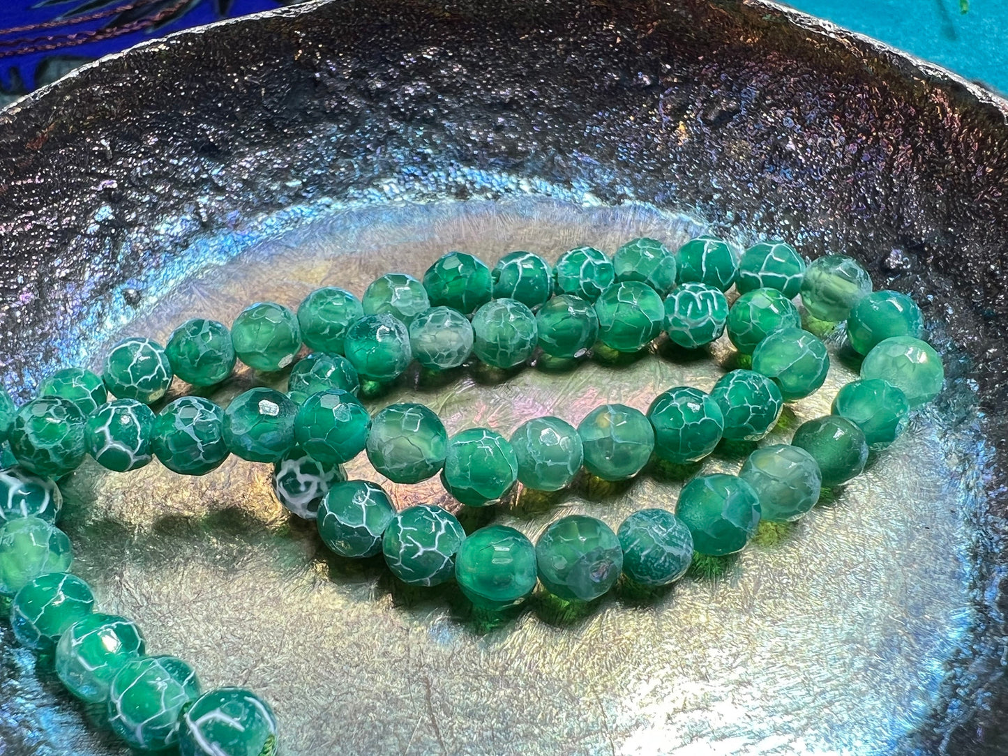 6 x bright Veined Green Faceted Agate beads / Green gemstone beads / small order beads / 6mm