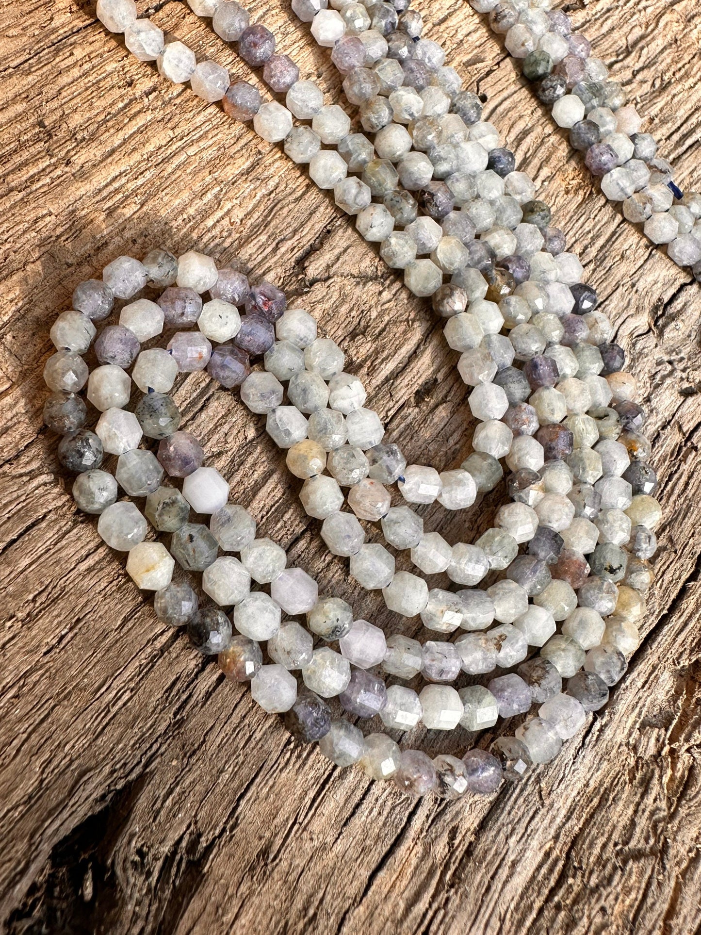 Rare faceted deco cut Phantom Quartz 4mm / powerful healing / Sacred Stone Melody Stone Super 7 / Cacoxenite / Auralite inclusions