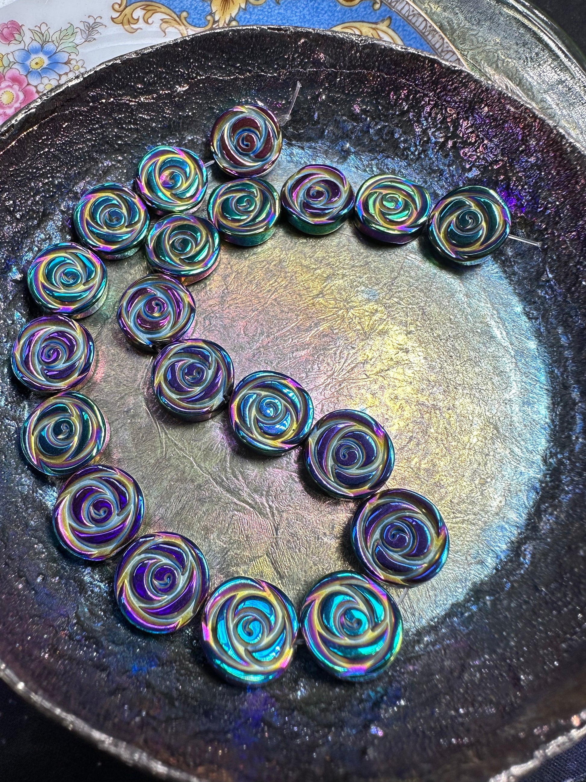 4 x Carved Rainbow Titanium Haematite Rose Flower focal beads Beads 12m / Two Tone iridescent Haematite Beads / Mystic Hematite Beads