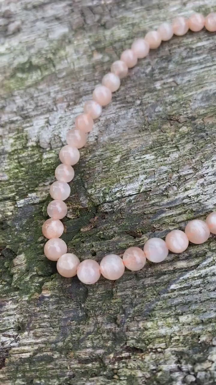 Peach Moonstone rounds / 5mm approx