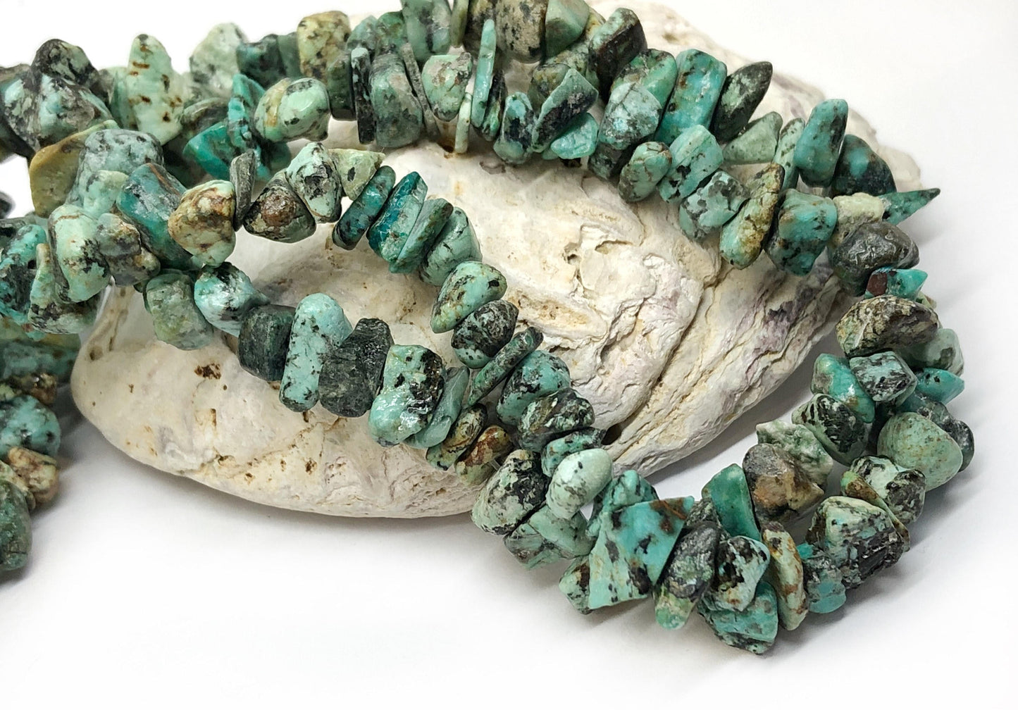 Natural Turquoise Nugget Chip beads 5 - 10 mm approx / Turquoise gemstone nugget beads / Turquoise Beads for Jewellery Making 10 beads
