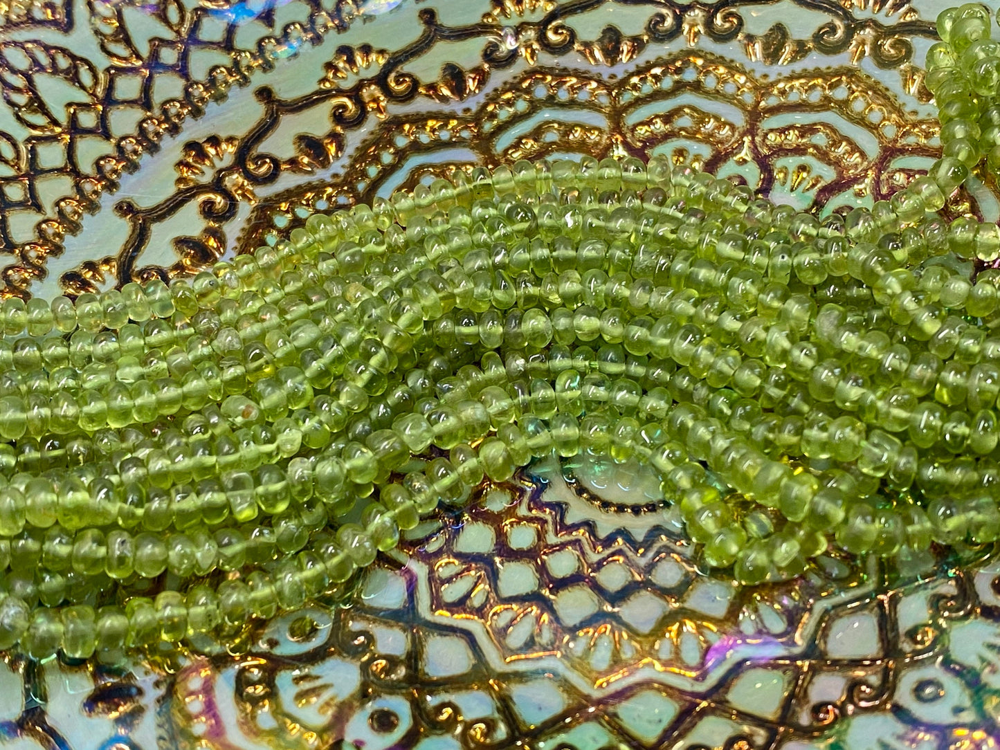 Natural green handcut Rustic handcut Peridot Green smooth Rondelle spacer Beads / Natural Peridot Gemstone Beads/ 4-5mm
