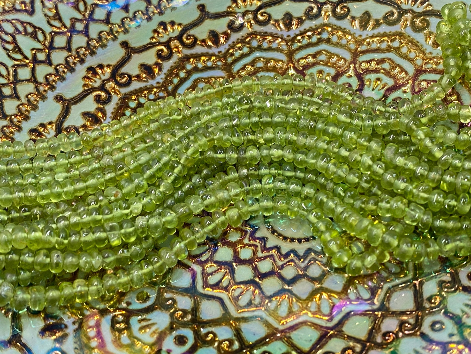 Natural green handcut Rustic handcut Peridot Green smooth Rondelle spacer Beads / Natural Peridot Gemstone Beads/ 4-5mm