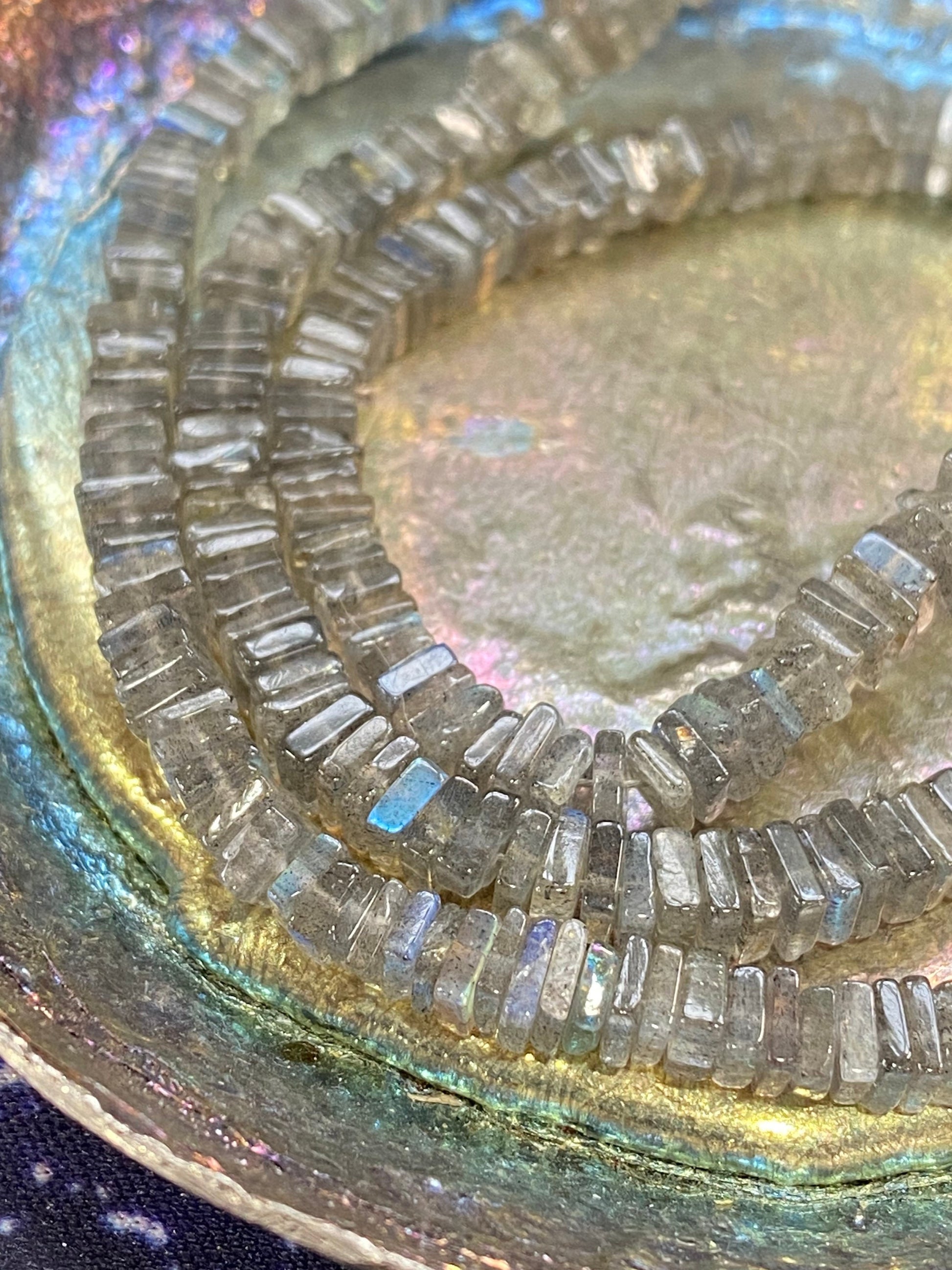 Labradorite Rondelle handcut Square Heishi Beads 4-5 mm approx / Flashy Labradorite Beads Natural Labradorite /AAA Labradorite Beads 5 BEADS