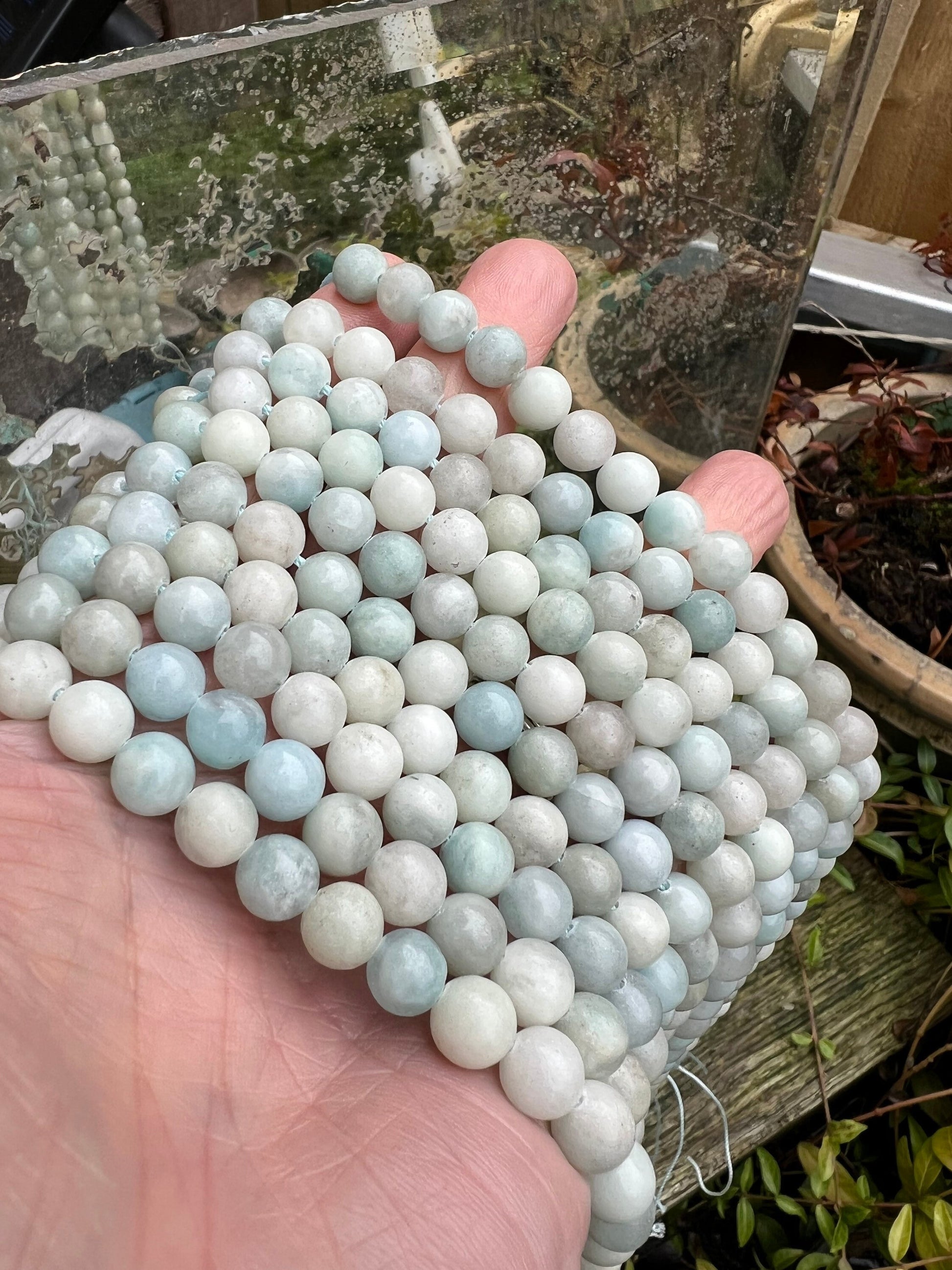Natural rustic Aqua Pale Blue Round Aquamarine beads / 8 mm approx/ Soft Pale Blue Green Gemstone Beads