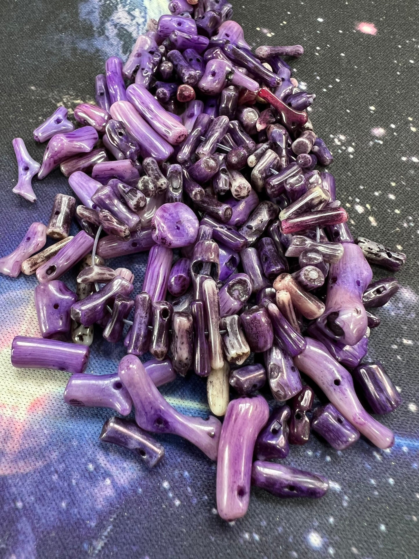 Purple Coral Stick Beads / Lovely Markings and Tones / 7-16mm / Coral Beads / 6 beads