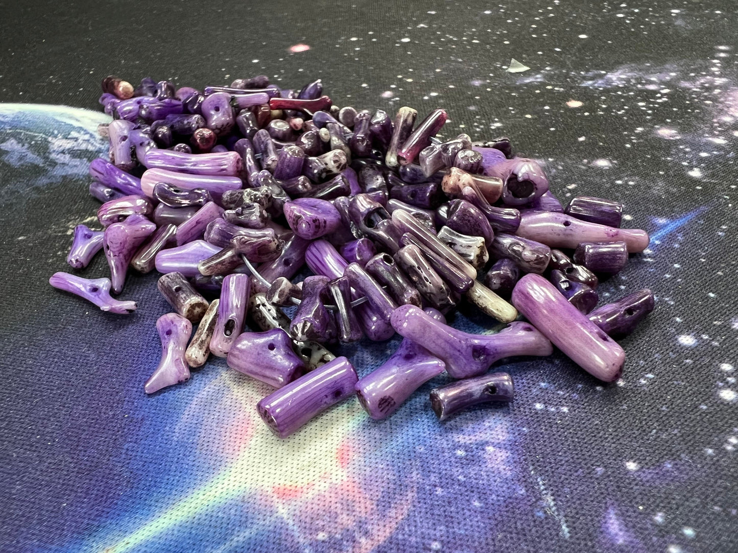 Purple Coral Stick Beads / Lovely Markings and Tones / 7-16mm / Coral Beads / 6 beads
