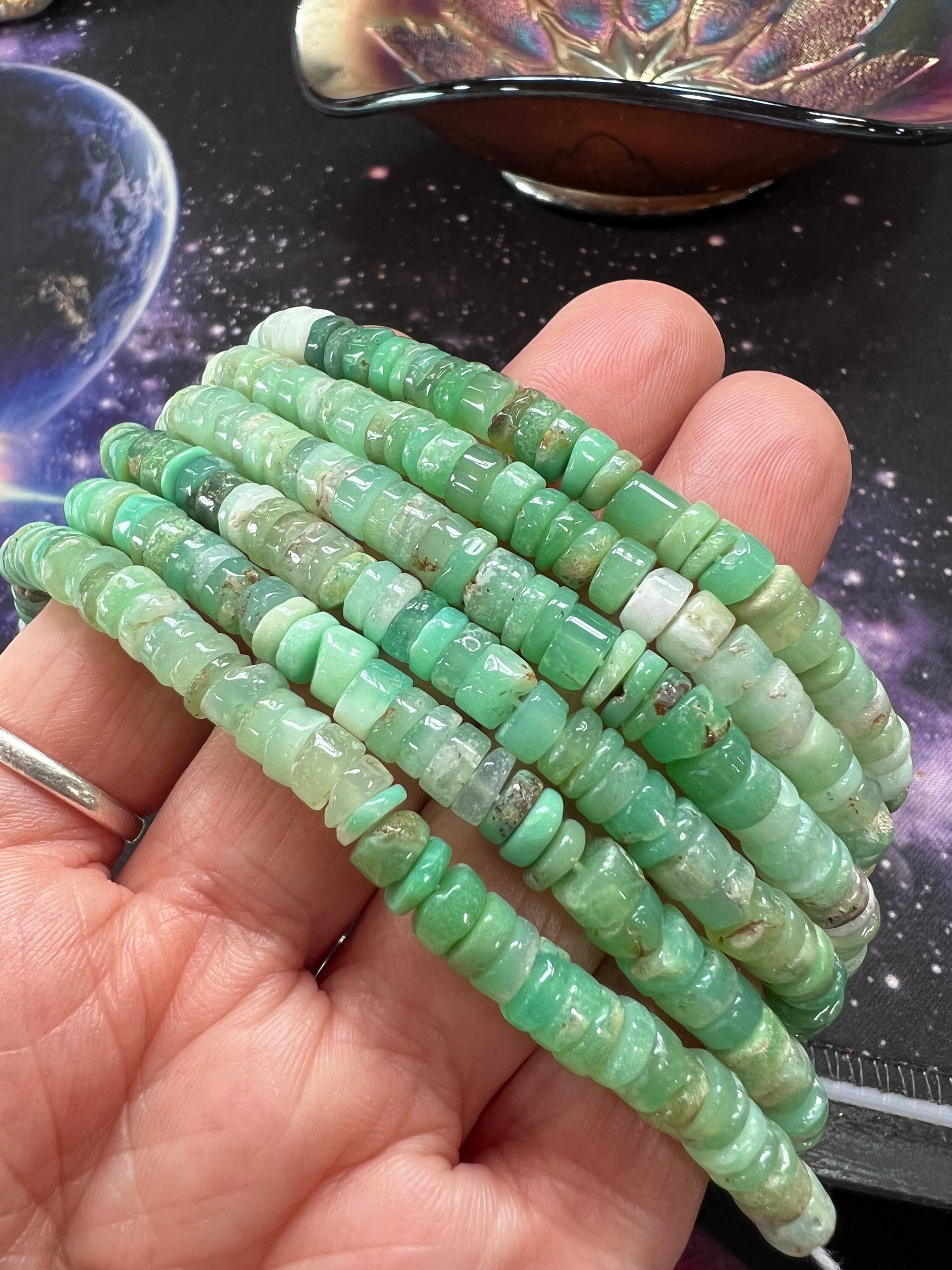 Rustic Handcut Natural Chrysoprase Green Rondelle smooth ROUND Heishi Beads / Gemstone Beads/ Approx 5-6mm