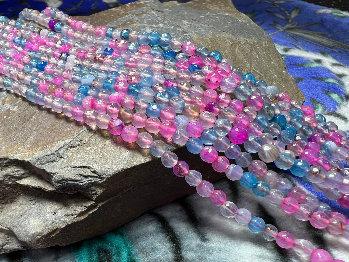 Pretty tiny small faceted Agate beads 3mm / mixed gemstone beads / multi beads / rainbow beads