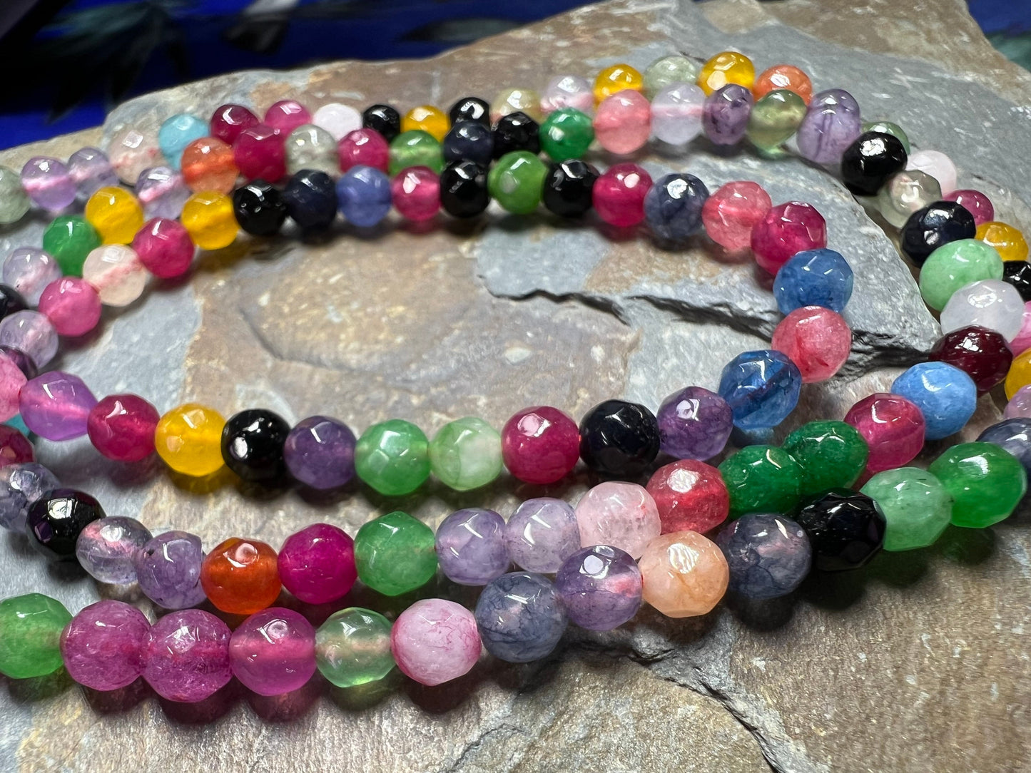 10 x bright Mixed Multi faceted Agate beads / Rainbow gemstone beads / small order beads / 4mm / 10 beads