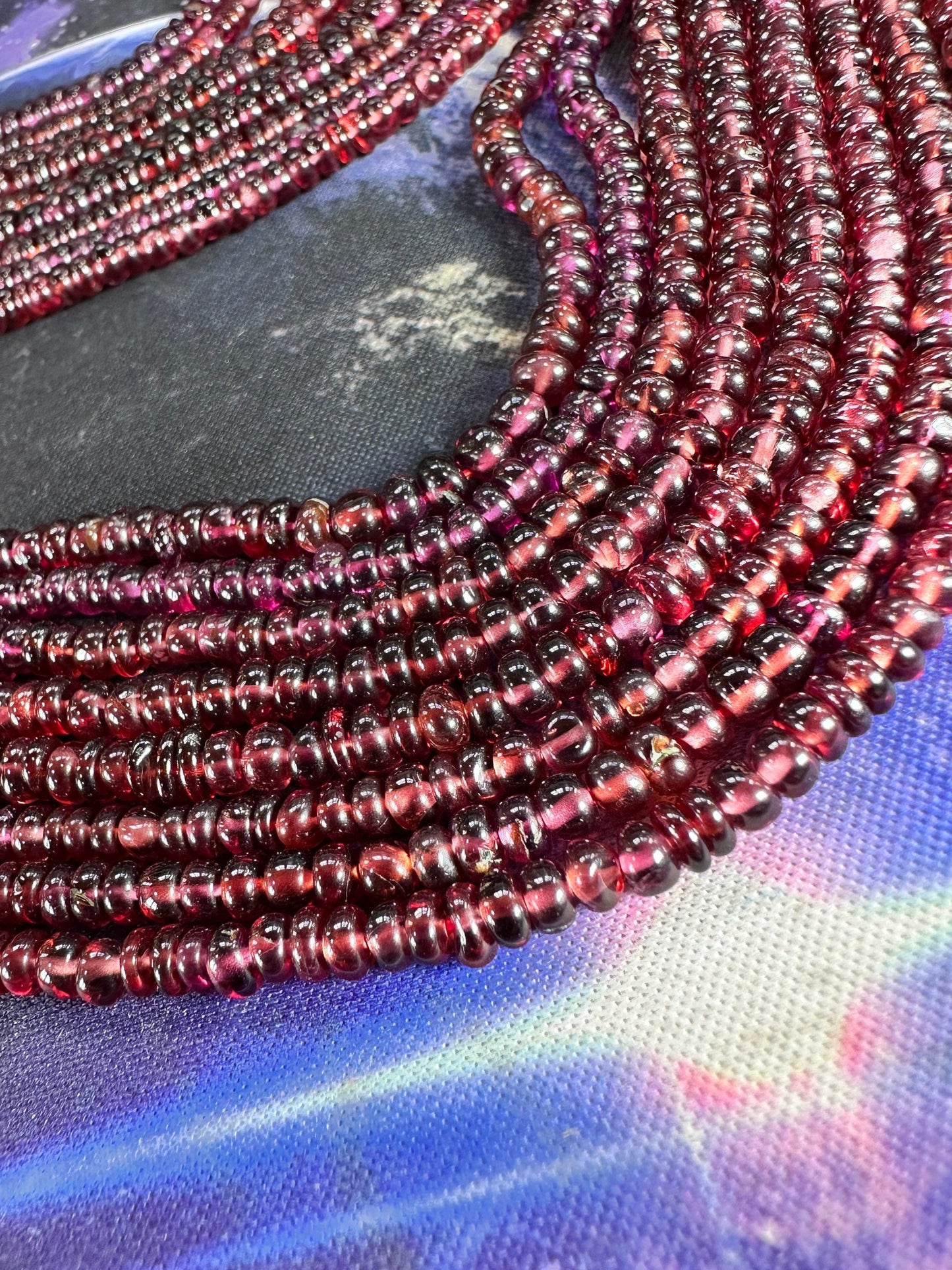 Natural Garnet Tyre Heishi Rondelle Spacer Handcut Beads 3-4 mm Approx / Red Gemstone Beads / January Birthstone