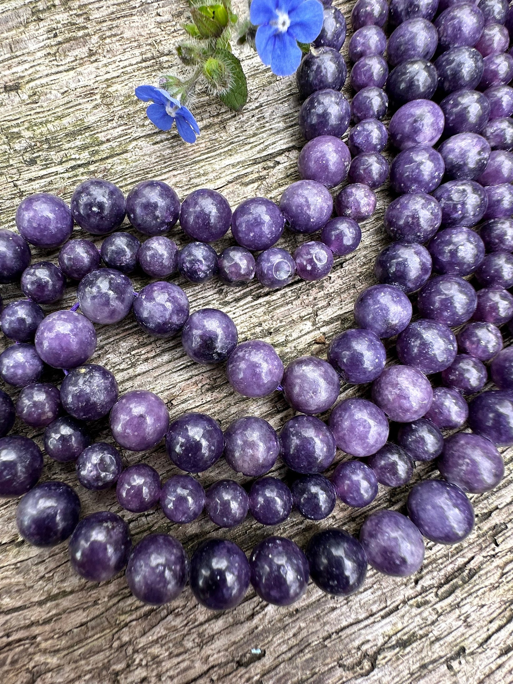 Handmade Purple Lepidolite Round Beads 6 or 8 mm / Purple Gemstone Beads / Sparkling Beads / Jewellery Making Gemstone Beads /