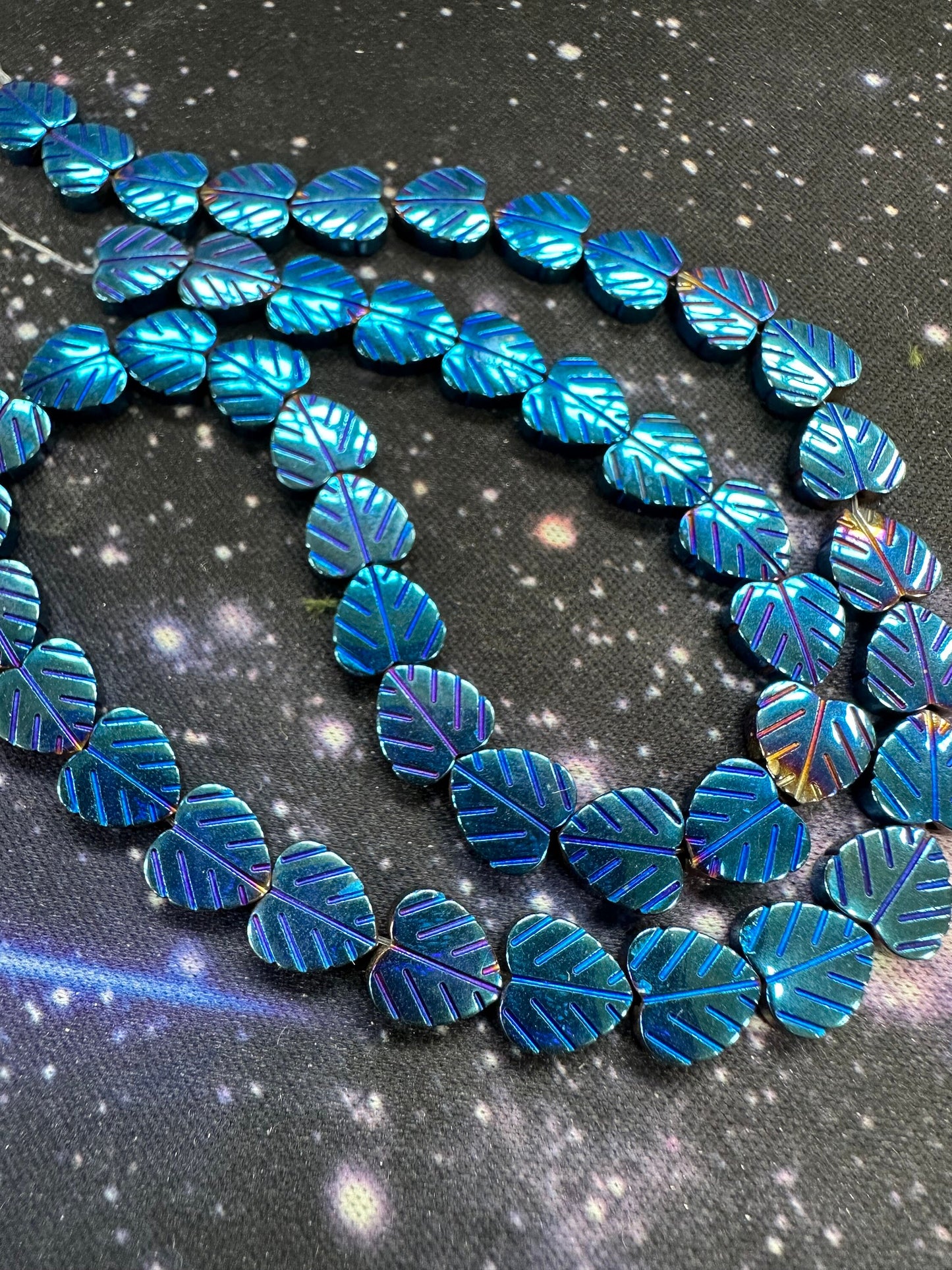 4 x Carved Rainbow Titanium Haematite leaf beads Beads 8mm / Two Tone iridescent Haematite Beads / Mystic Hematite Beads / Rainbow beads
