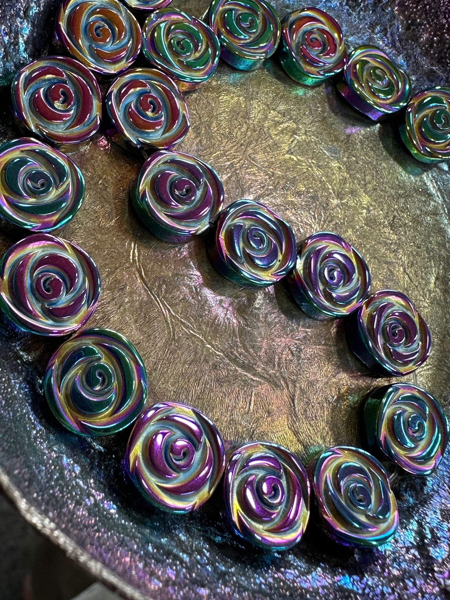 4 x Carved Rainbow Titanium Haematite Rose Flower focal beads Beads 12m / Two Tone iridescent Haematite Beads / Mystic Hematite Beads