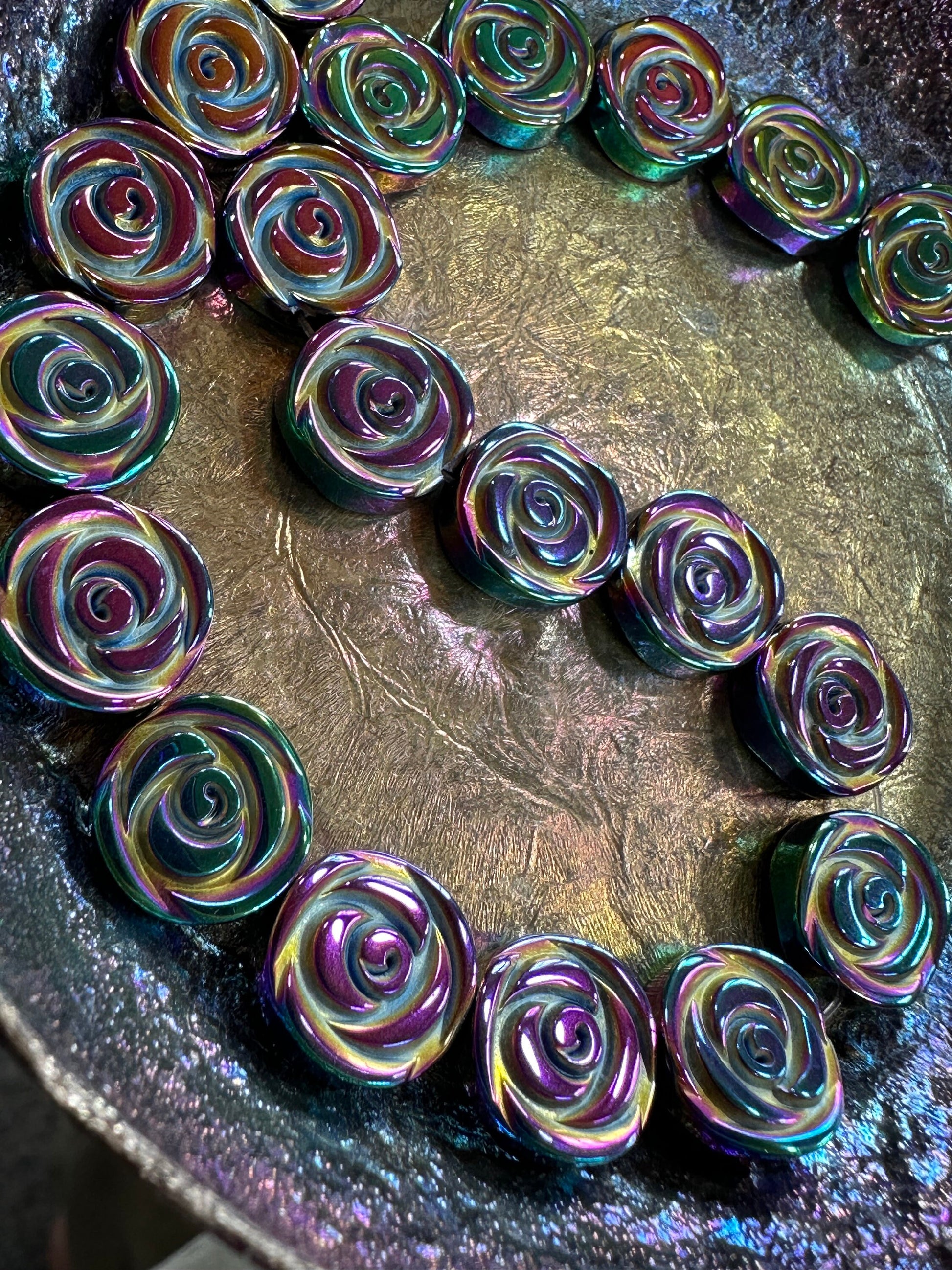4 x Carved Rainbow Titanium Haematite Rose Flower focal beads Beads 12m / Two Tone iridescent Haematite Beads / Mystic Hematite Beads